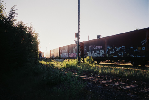 20250519-R1-03219-023A-analog-film-frontier-fujifilm-Leica-mp-sp3000-Summilux-35-Superia-urbanfilmlab-www.urbanfilmlab.com_