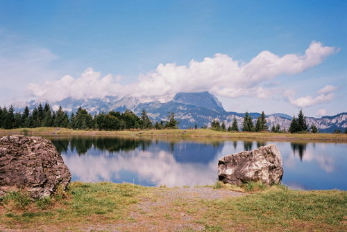 20250825-R1-05252-0012-analog-Ektar-100-film-frontier-fujifilm-ISO-ISO-100-Leica-M6-roll46-sp3000-Summilux-35-urbanfilmlab-www.urbanfilmlab.com_